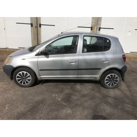 Toyota Yaris, 1,0 Luna, Benzin, 2002